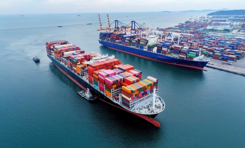 where can i arrange premium ocean car shipping near me